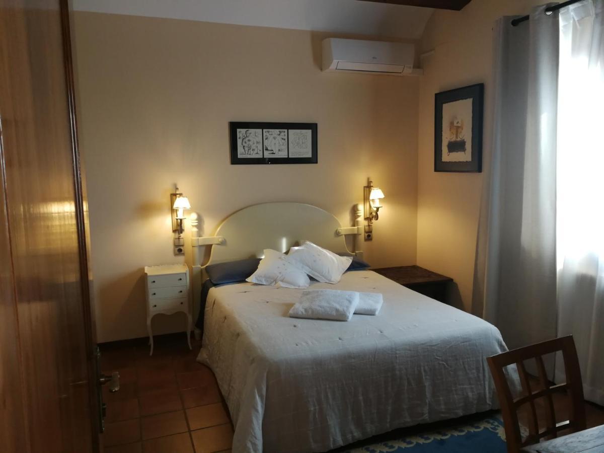 Hotel Rural Cal Ruget Vilobi Del Penedes Luaran gambar