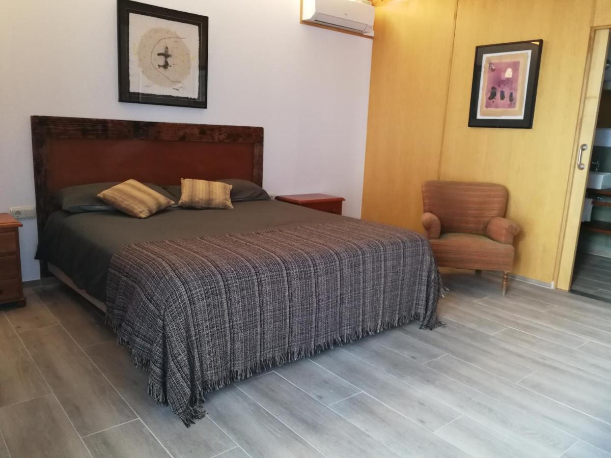 Hotel Rural Cal Ruget Vilobi Del Penedes Luaran gambar